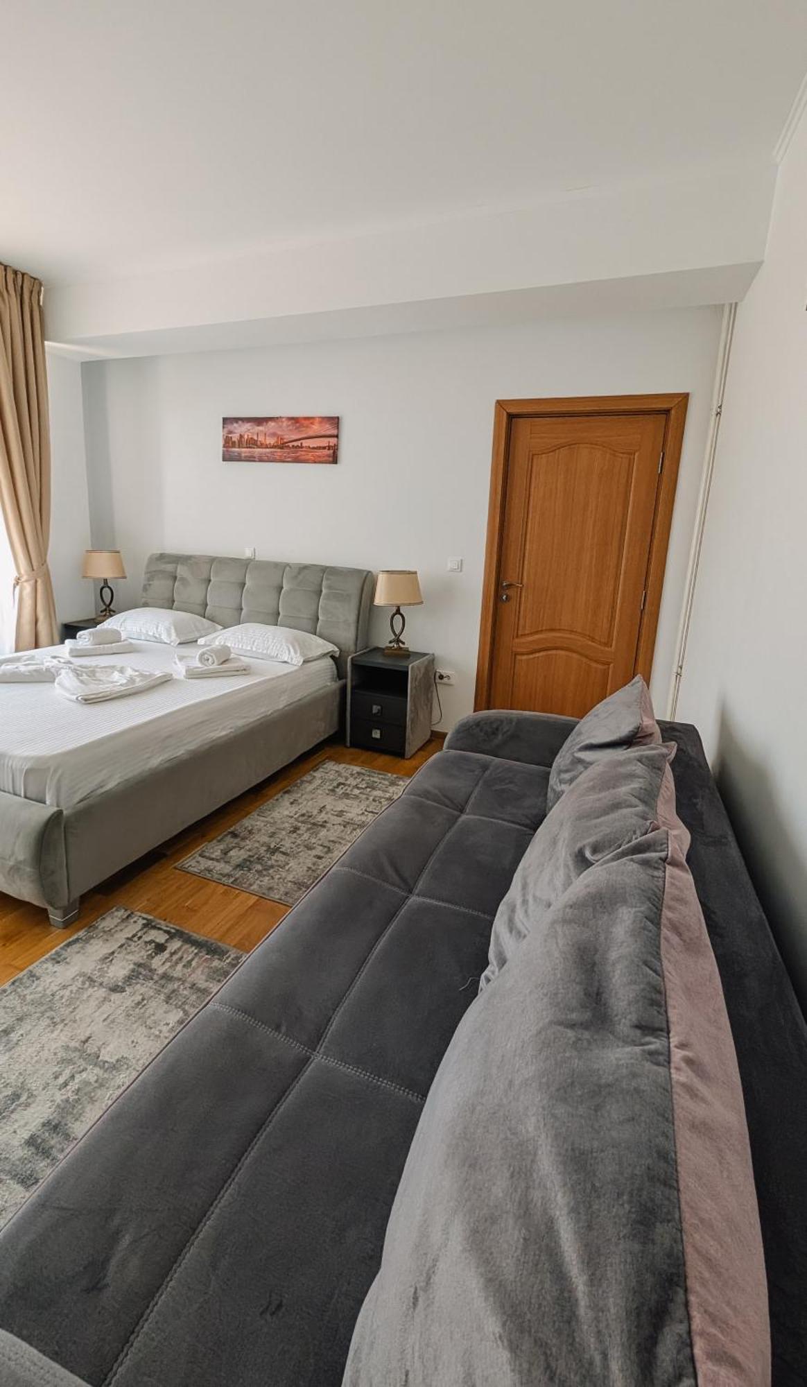 Hella Apartament Mamaia-Nord Navodari Bagian luar foto