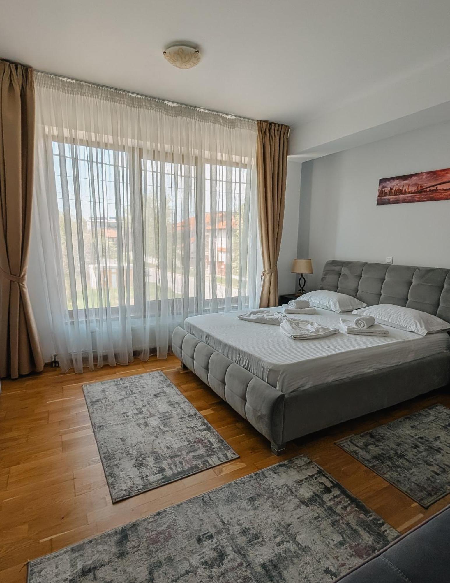 Hella Apartament Mamaia-Nord Navodari Bagian luar foto